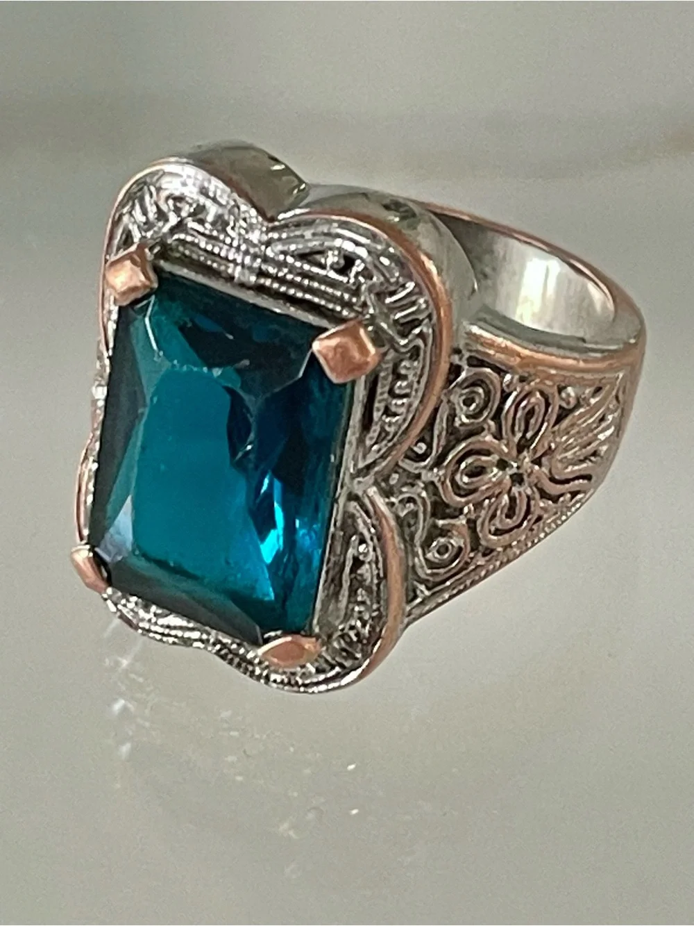 Vintage Ornate Aquamarine Silver Scrollwork Statement Ring